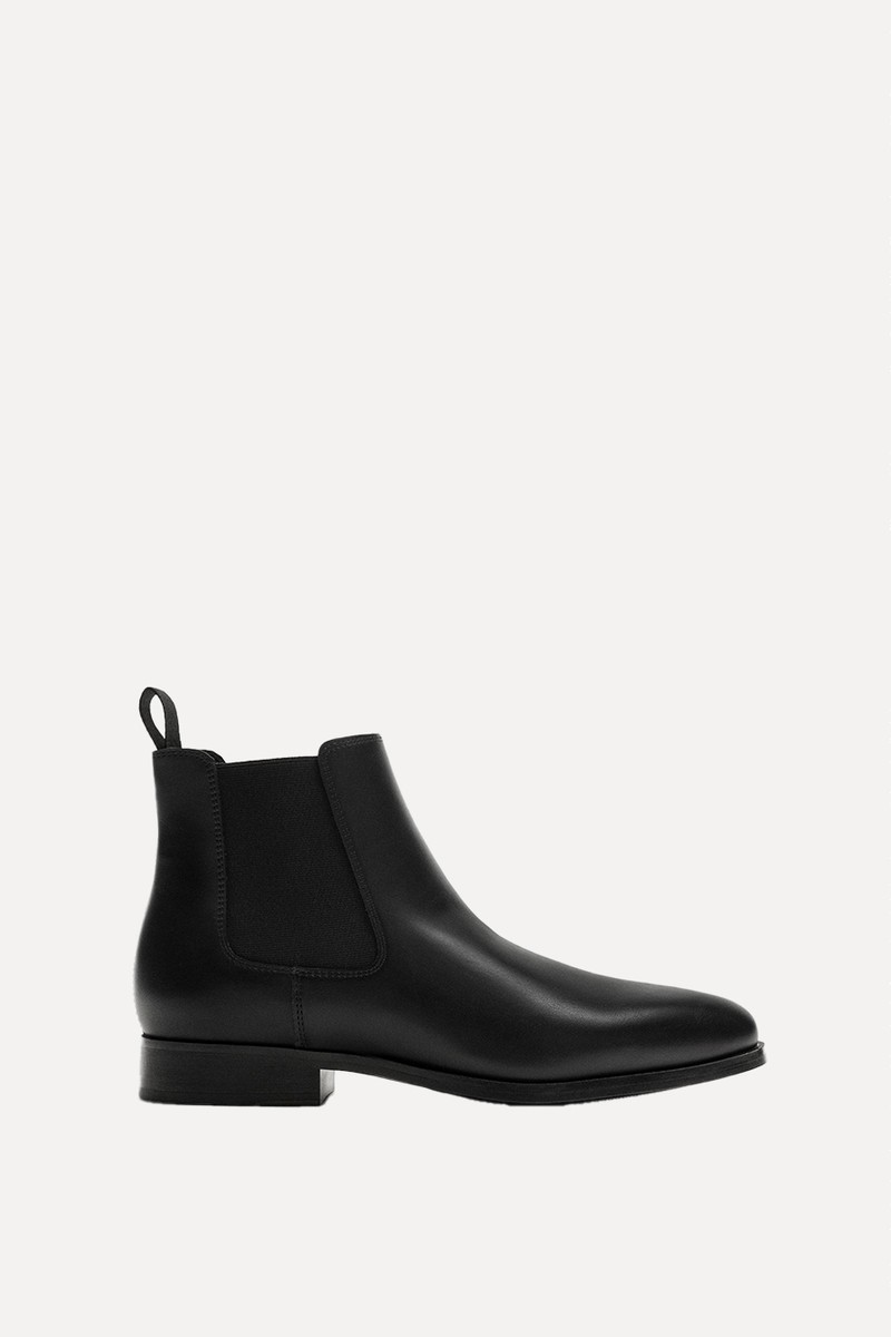 Pointed-Chelsea-Boots