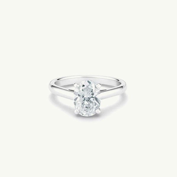 DB Classic Oval-Shaped Diamond Ring