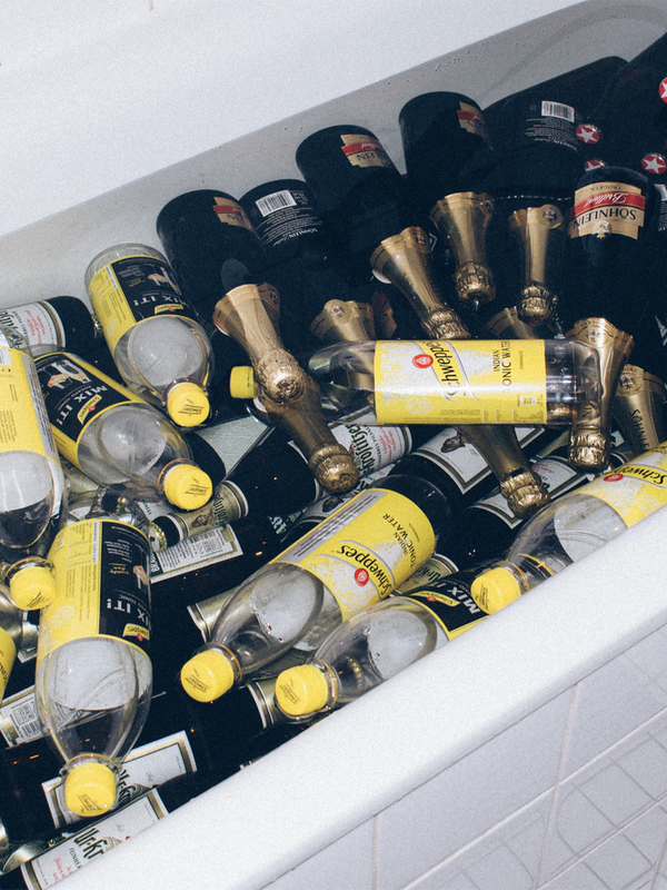 An Expert’s Guide To Dealing With A Hangover