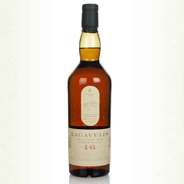 Smoky Single Malt Lagavulin 16 Year Old