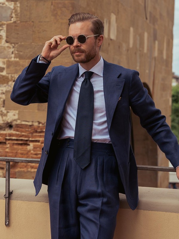 Dark Grey Checked Havana Suit in Wool Cashmere