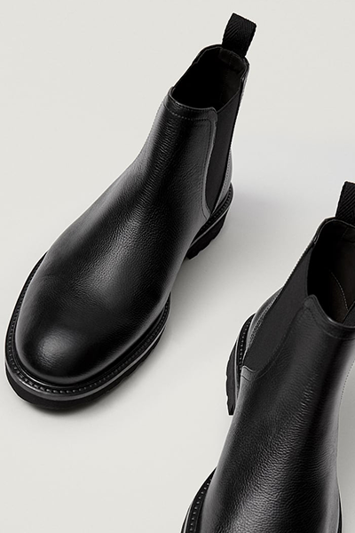 Black Leather Ankle Boots With Elastic Detail