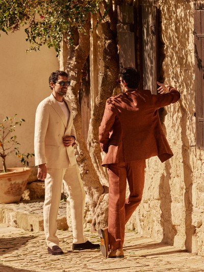 How To Nail Linen Tailoring This Season