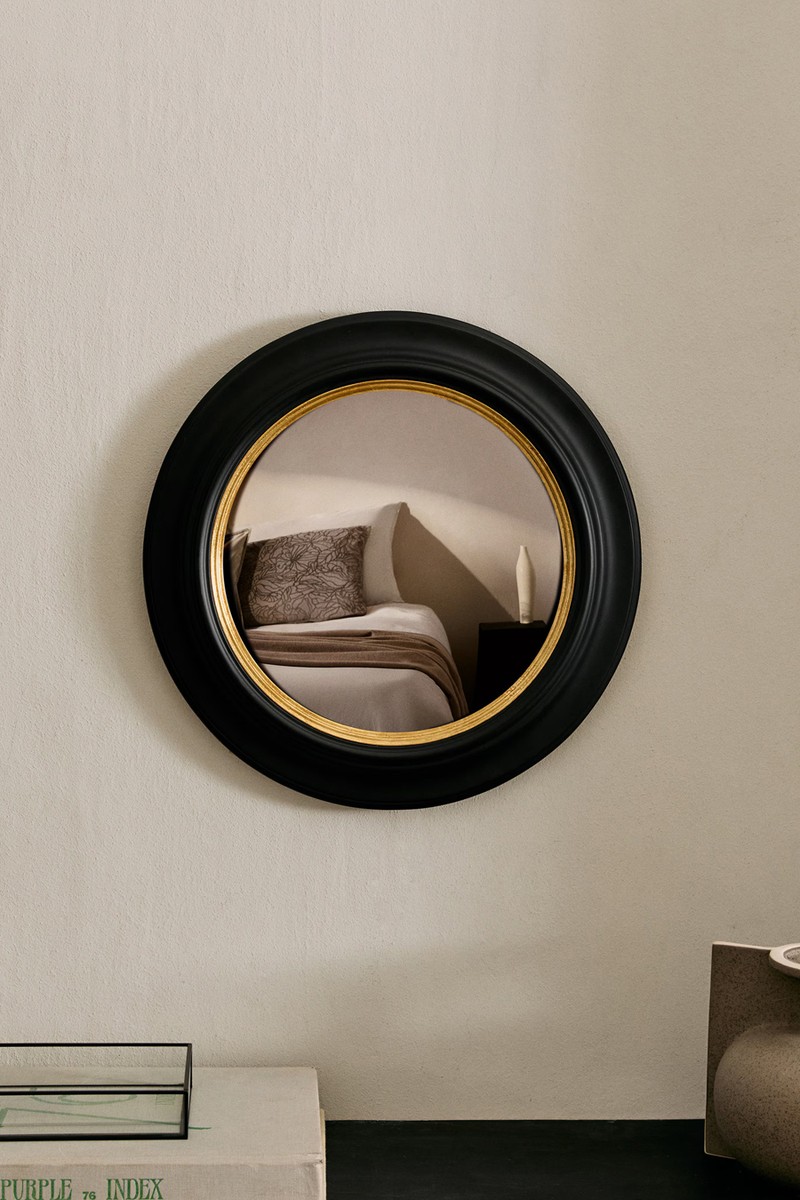 Small Convex Mirror from Mango
