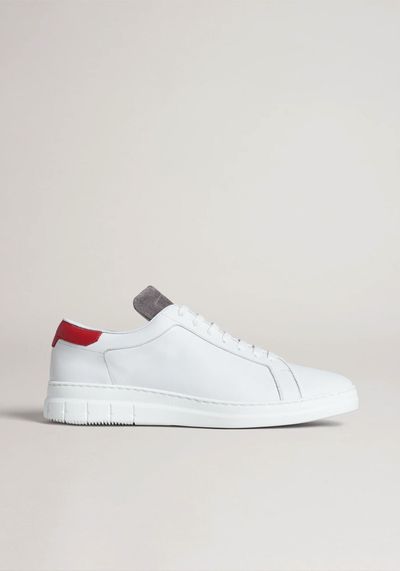 Radial Low Top Sneaker