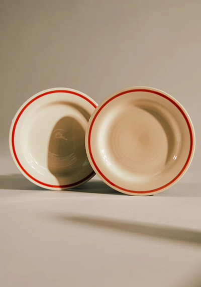 Set Of 2 Sobremesa Plates from Hay