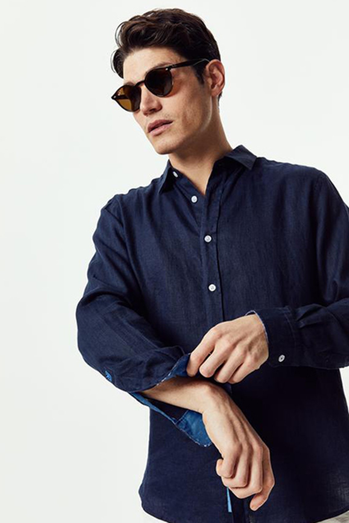 Chillerton Classic Navy Linen Shirt from Beaufort And Blake