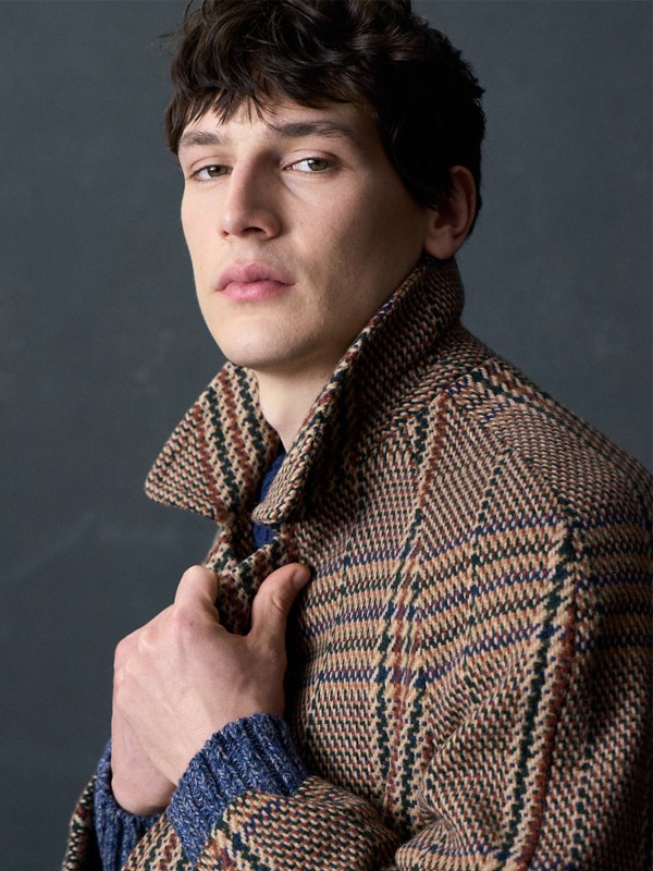 SL MAN DAKS 191125 HERO mobile