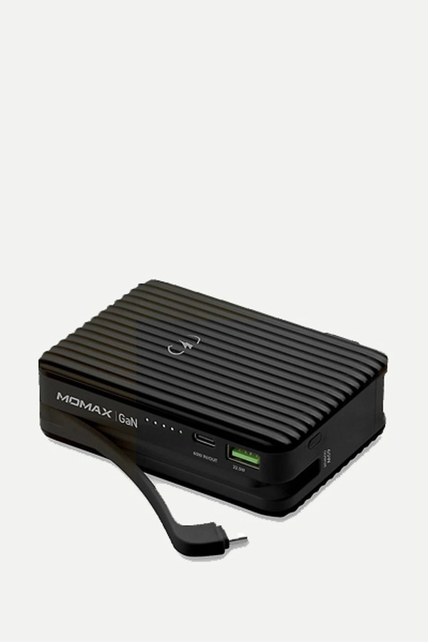 Power Plug Wireless Portable charger from Momax Q