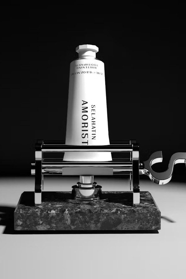 La Grande Toothpaste Squeezer from Selahatin