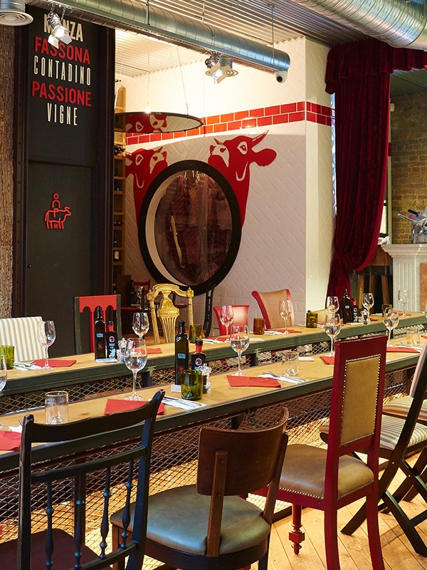 The Steak Restaurant Foodies Will Love