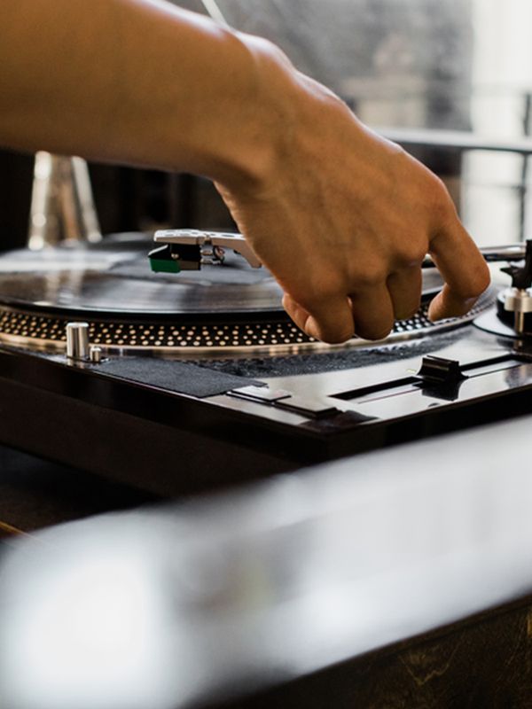 All You Need To Know About Buying A Turntable