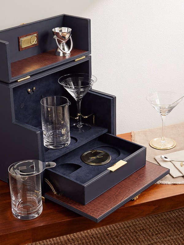 The Best Equipment & Gadgets For Your Home Bar