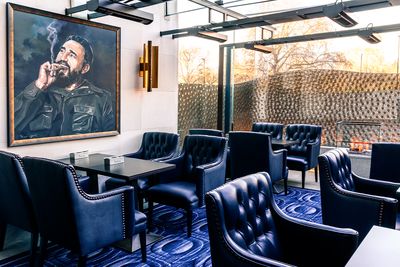 Wellesley Hotel Cigar Terraces & Lounge