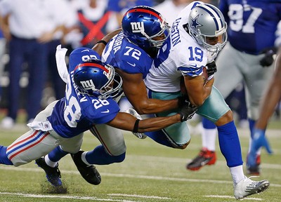 Osi Umenyiora Retires a New York Giant