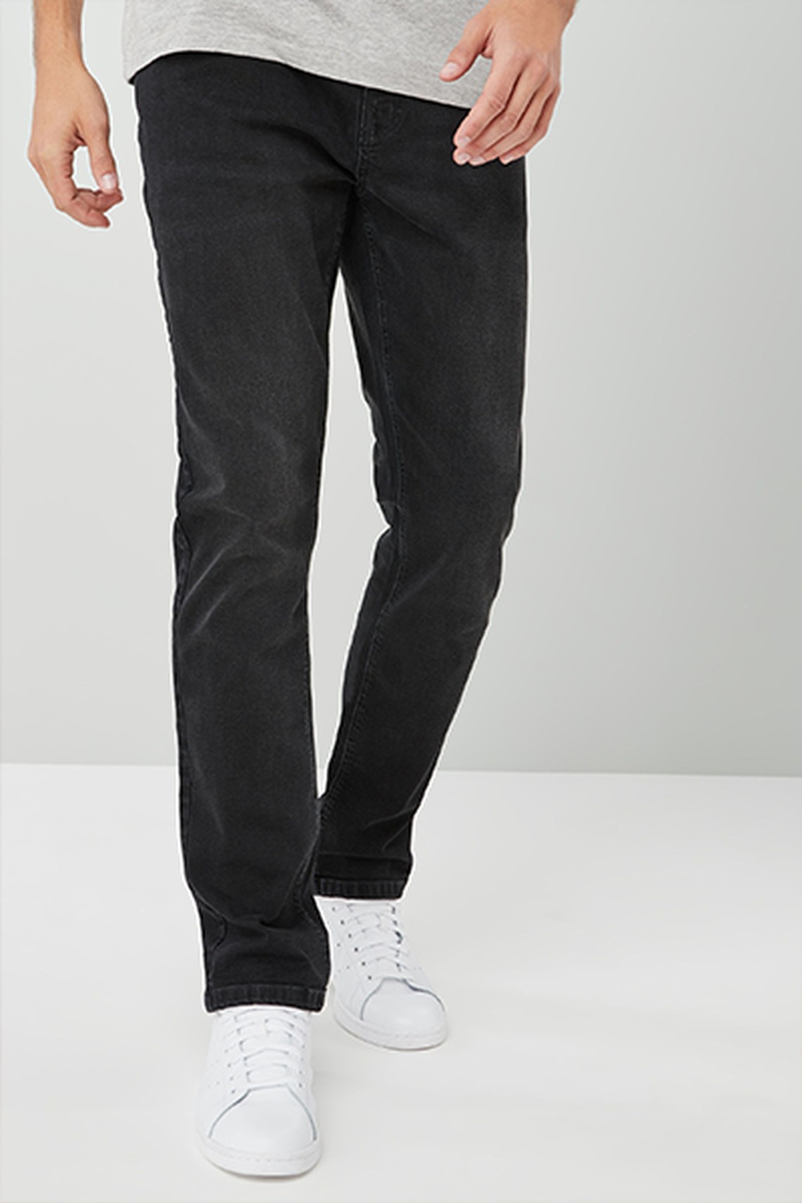 Essential Stretch Jeans