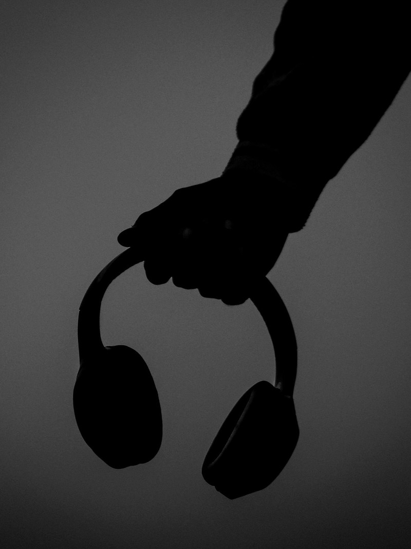 9 Podcasts To Make You Smarter