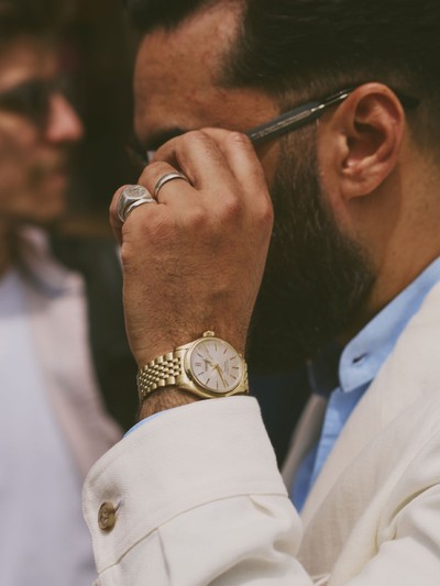 1 Tailor, 3 Stylish Watches