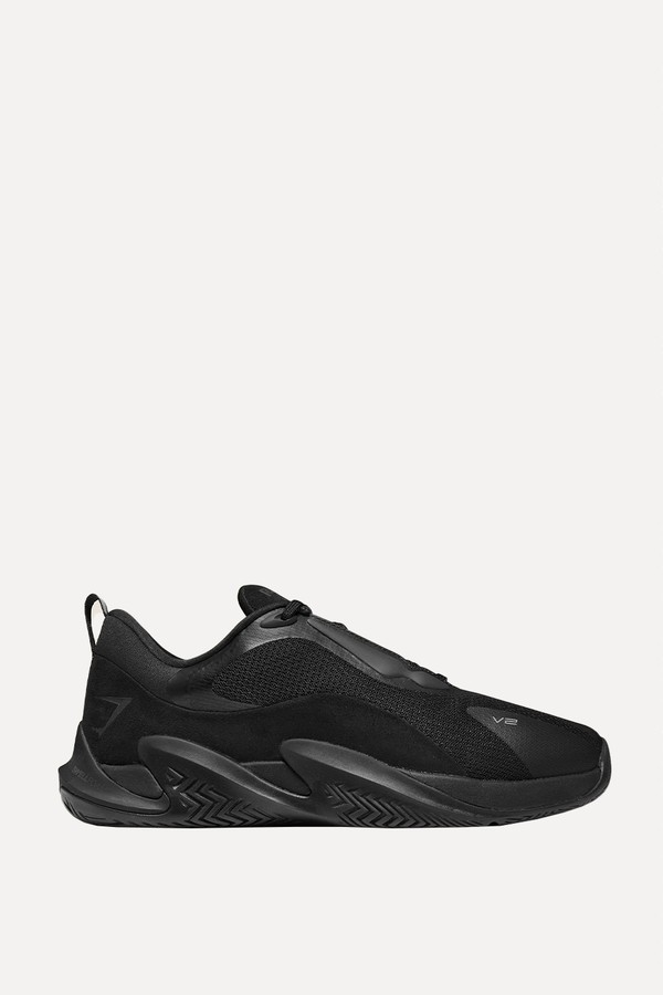 One V2 Trainers