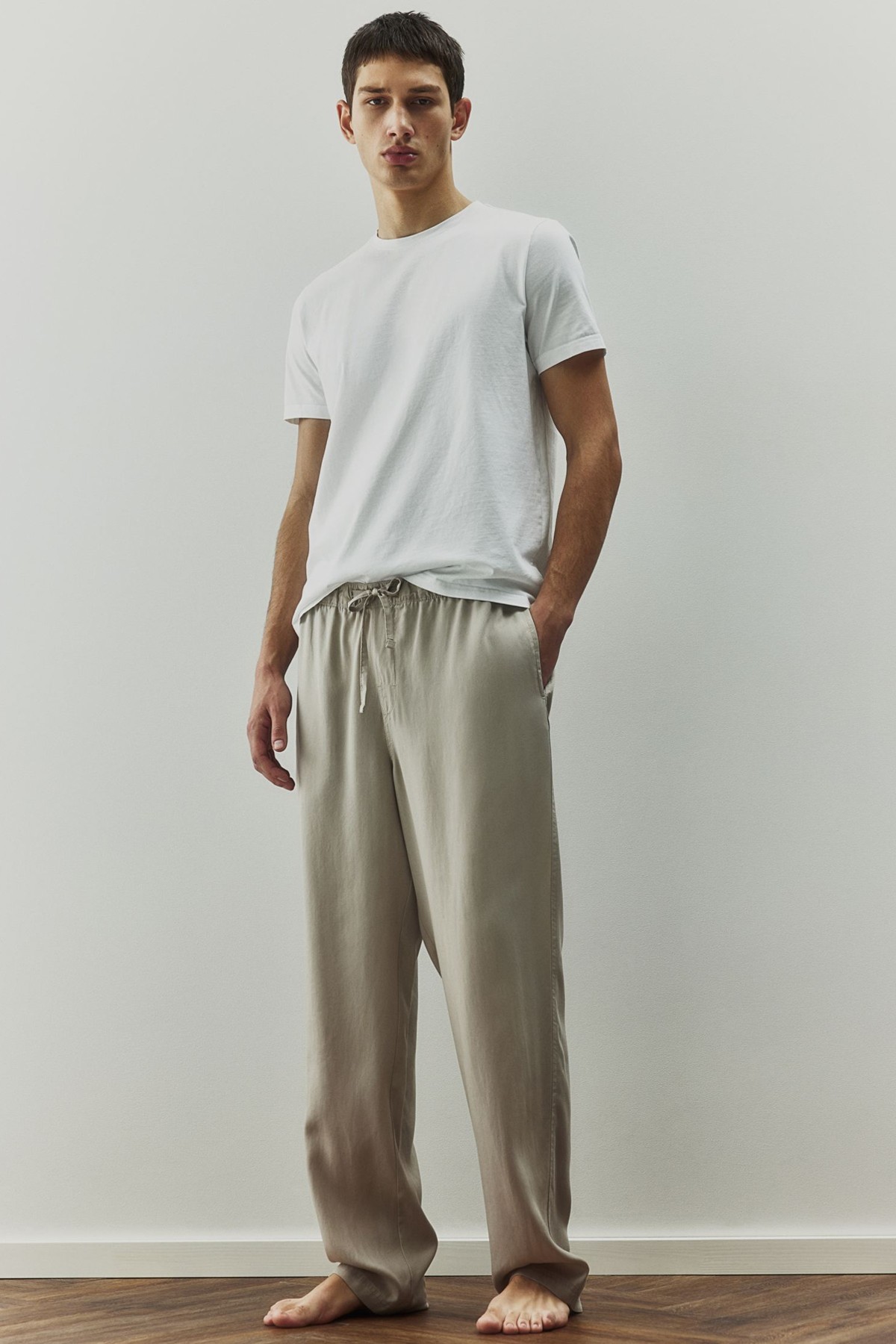 Regular Fit Lyocell Joggers