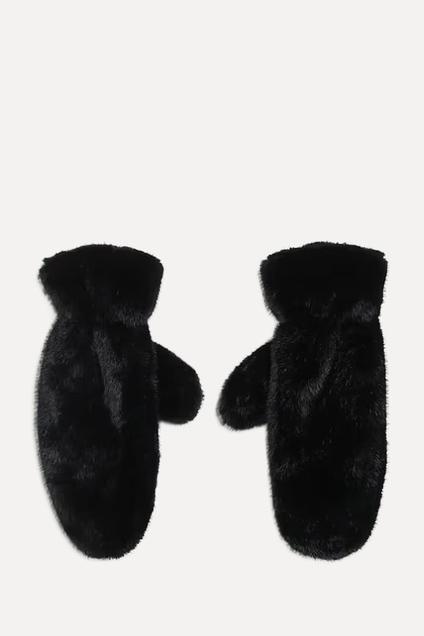 Faux Fur Mittens from Gina Tricot