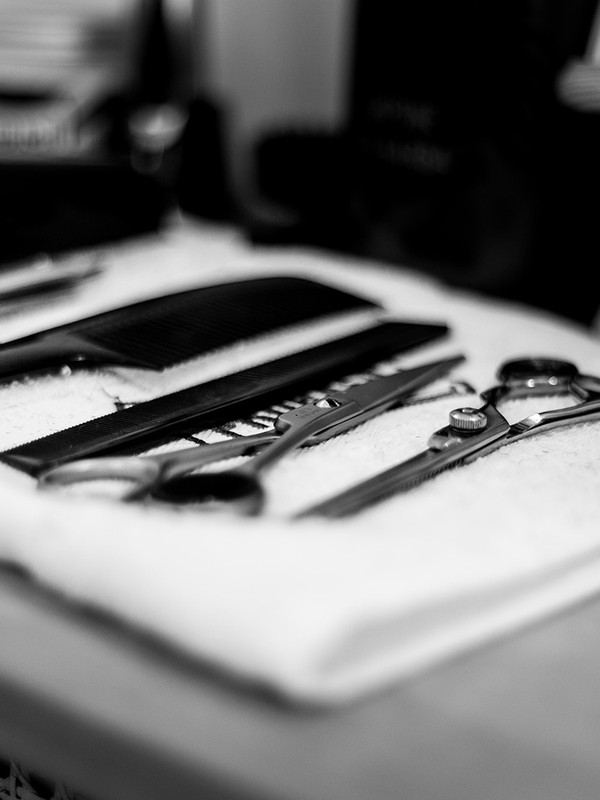 The Pro Guide To Cutting Your Hair At Home