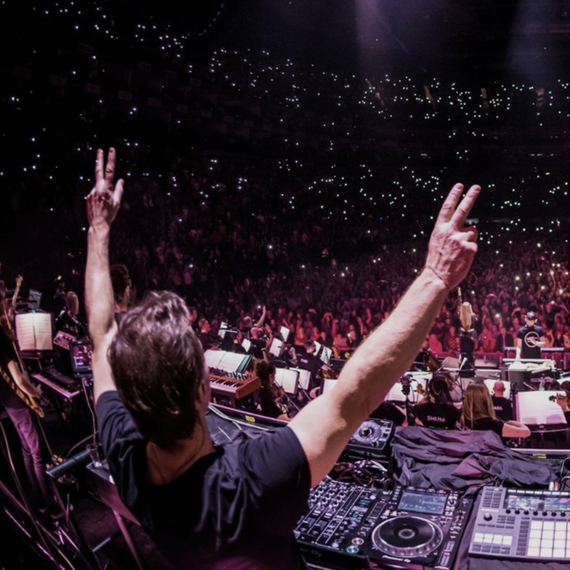 SLMan Meets… Legendary Radio 1 DJ Pete Tong