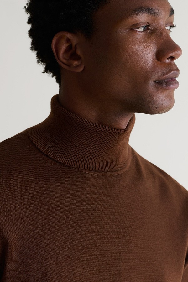 Fine Merino Roll Neck Jumper