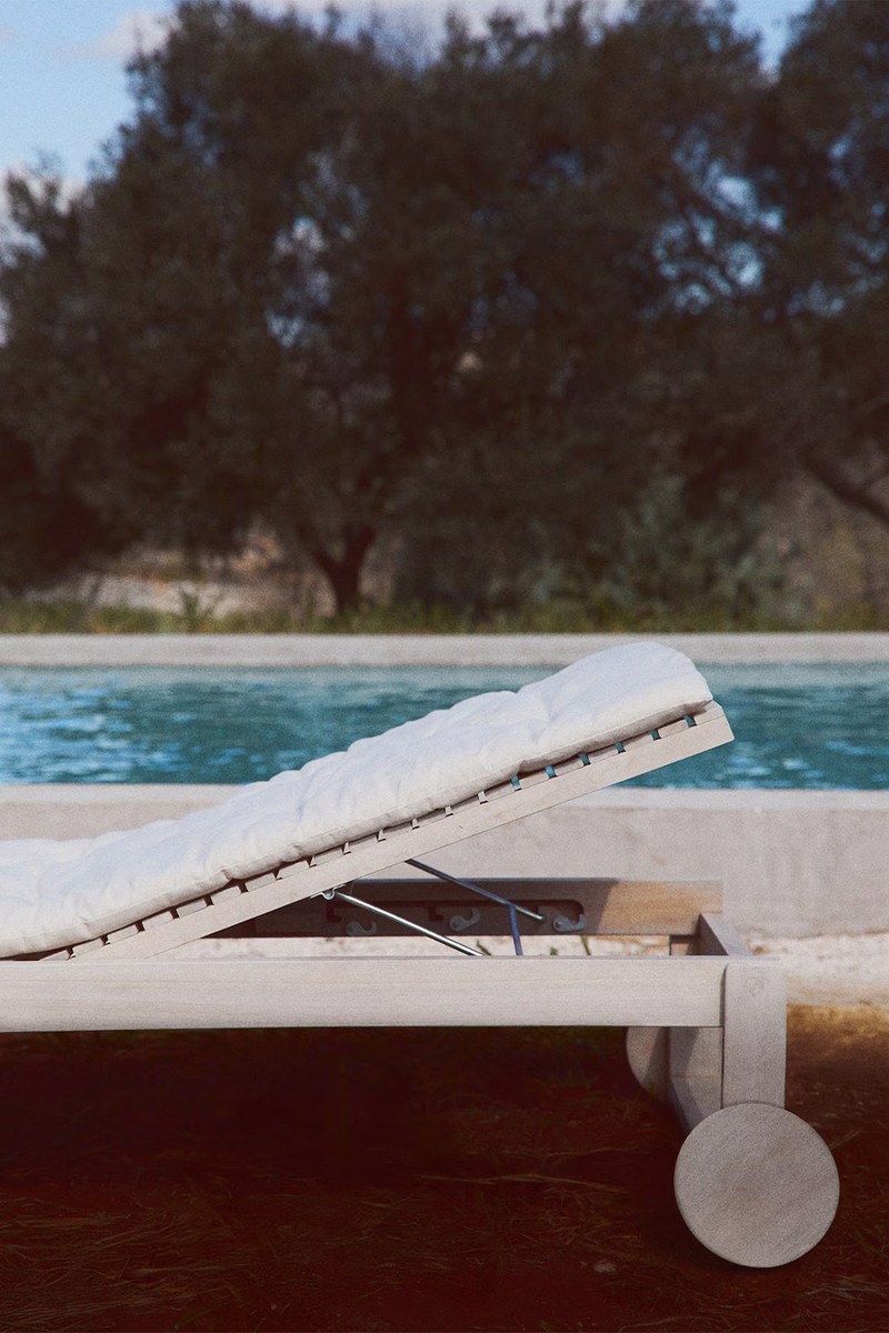 Water-Repellent Beach Mattress from H&M