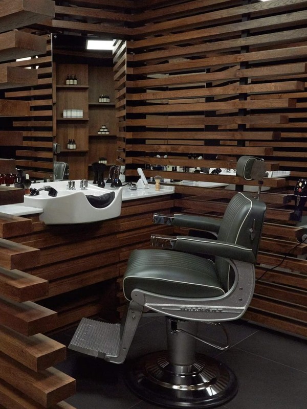 Luxury Full-Service Barbershop in River North