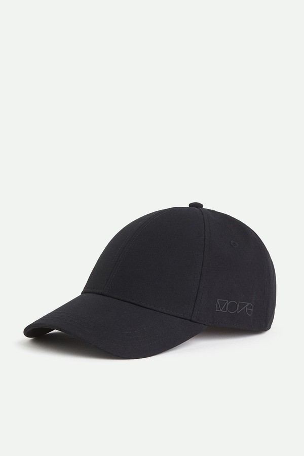 Water-Repellent Sports Cap