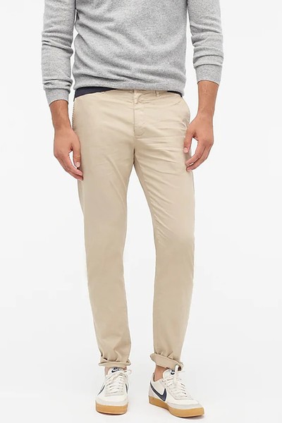 484 Slim Fit Lightweight Chinos