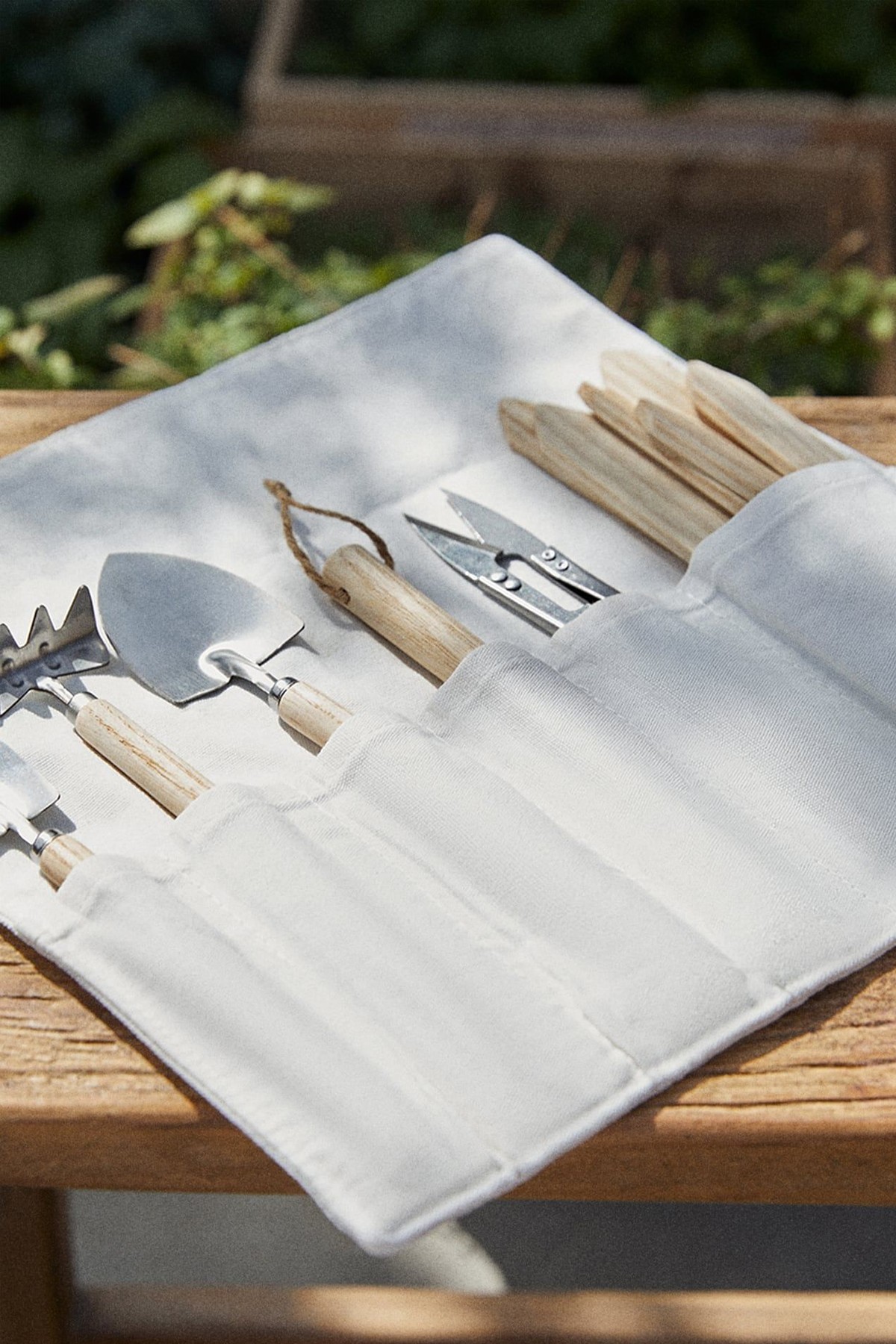 Garden Utensils Set, £23.99 | ZARA