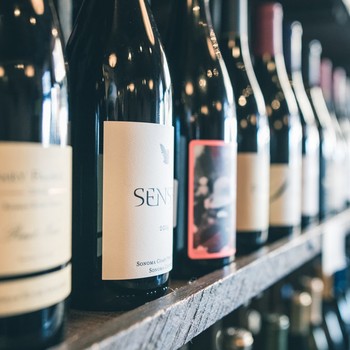 12 Great Christmas Wines For Under £30