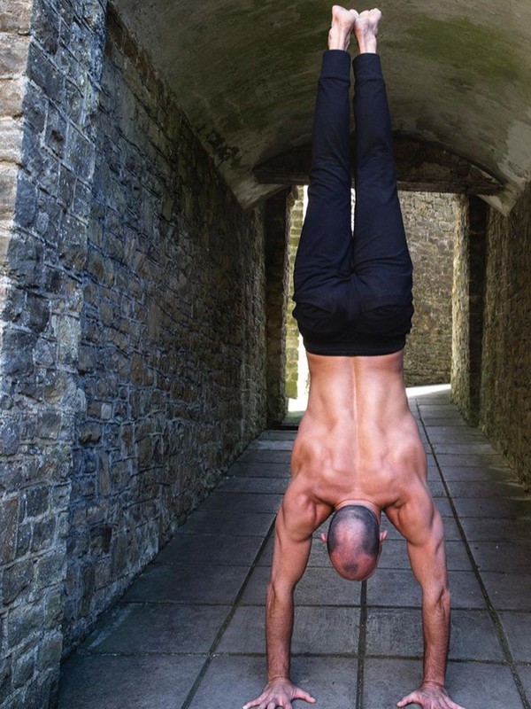 3 Guys On Why They Do Yoga For Strength & Headspace