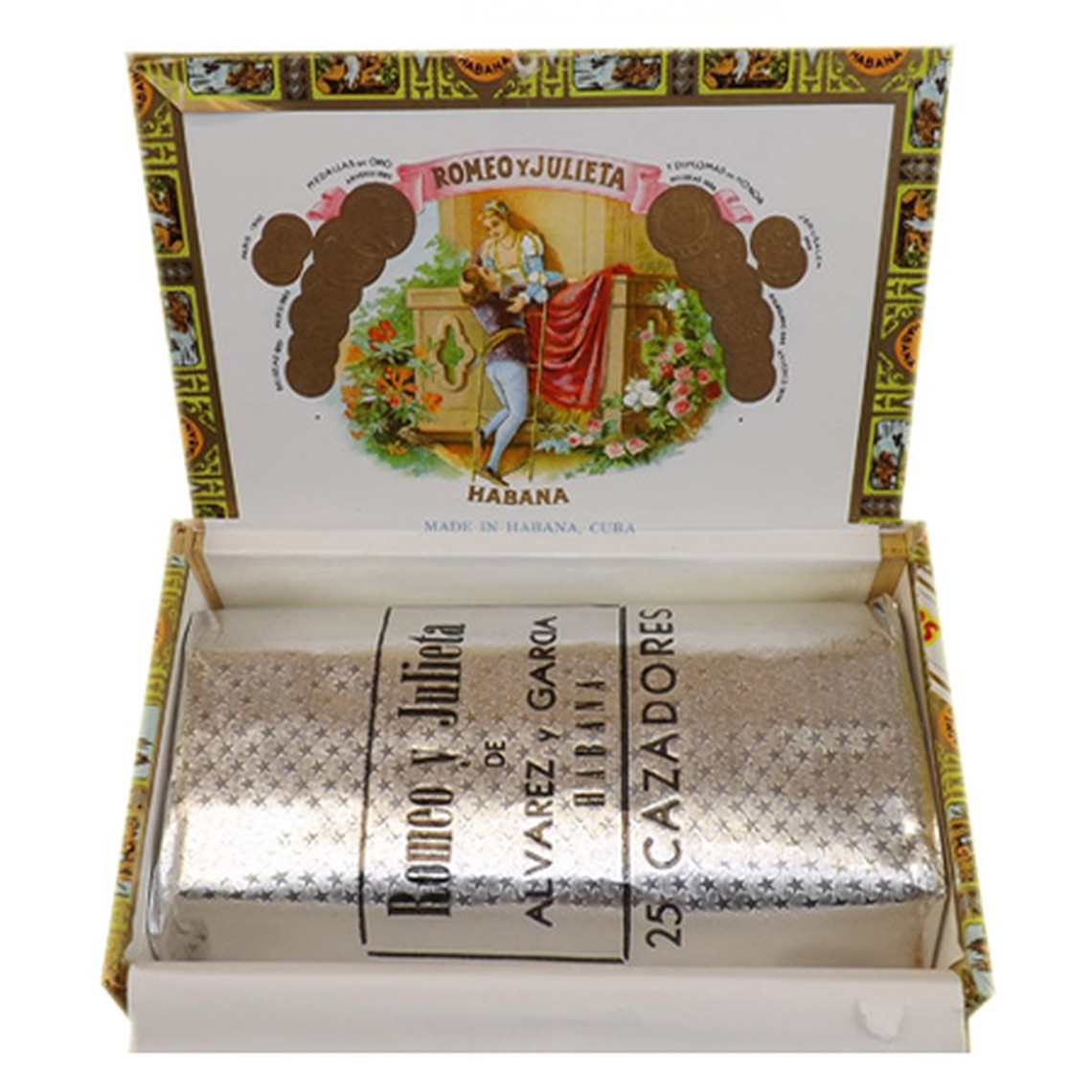 Box of 25 Cazadores from Romeo y Julieta