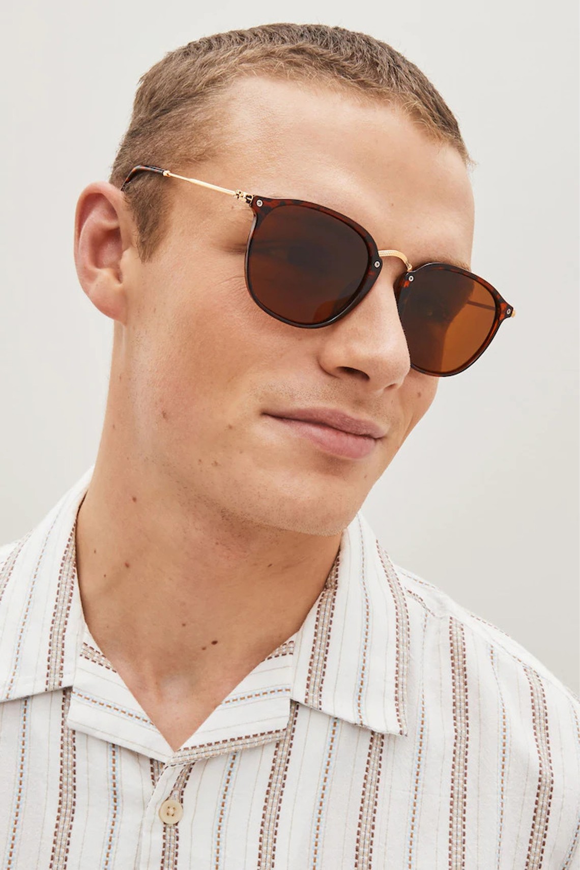 Tortoiseshell Brown Round Polarised Sunglasses