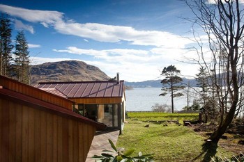 Knoydart Hide