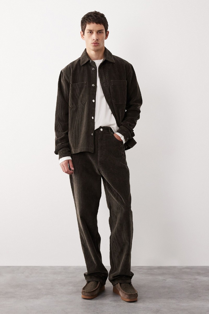 AC-B-253 Signature Straight Fit Cord Trousers