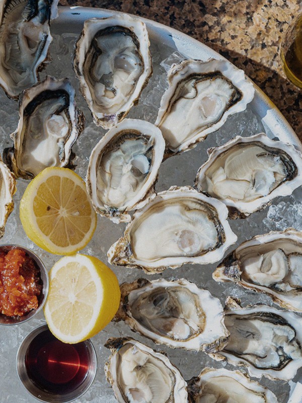 Why & Where To Eat Oysters In London
