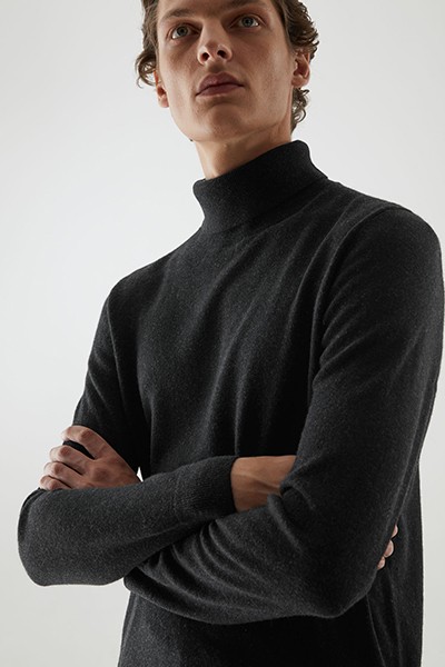 Merino-Yak Roll-Neck Jumper