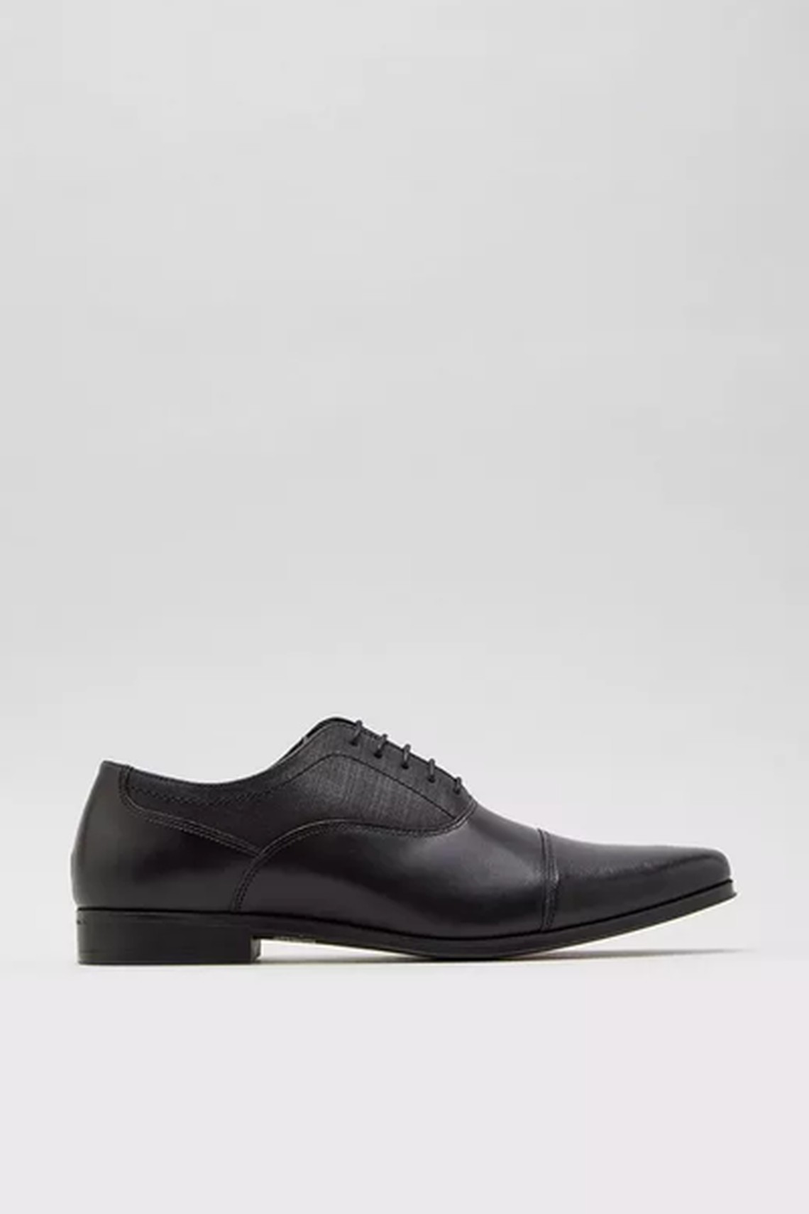 Leather Toe Cap Oxford Shoes