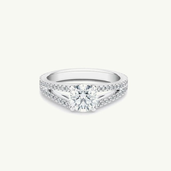 DB Angel Round Brilliant Diamond Ring